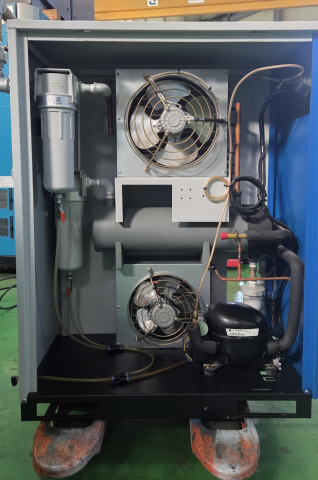 10HP 에어드라이어, SMD, 드라이어, 냉동식드라이어, 콤프레샤 에어드라이어, 10마력 에어드라이어, SMD 에어드라이어 제품 이미지
