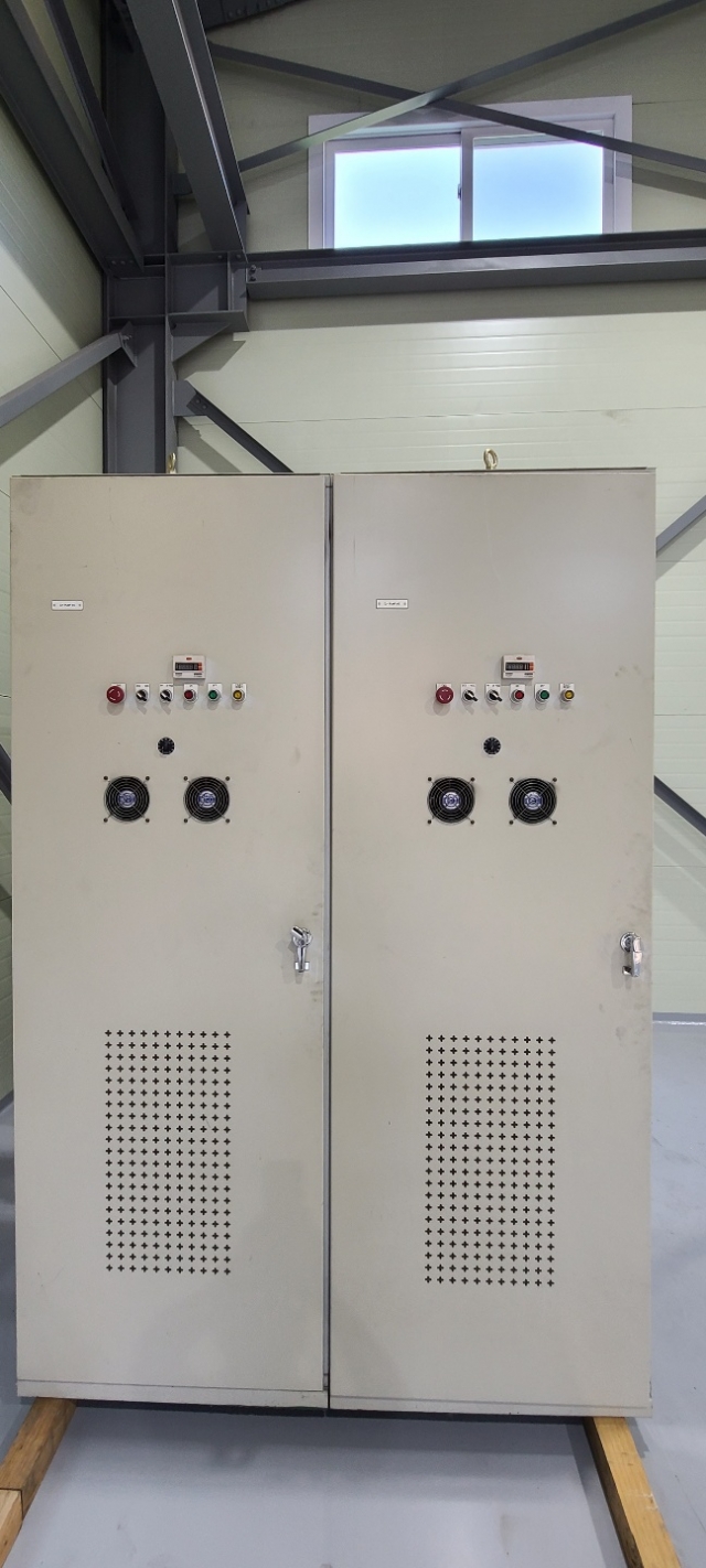 LS인버터 300HP SV2200iP5A-40L 380-480V