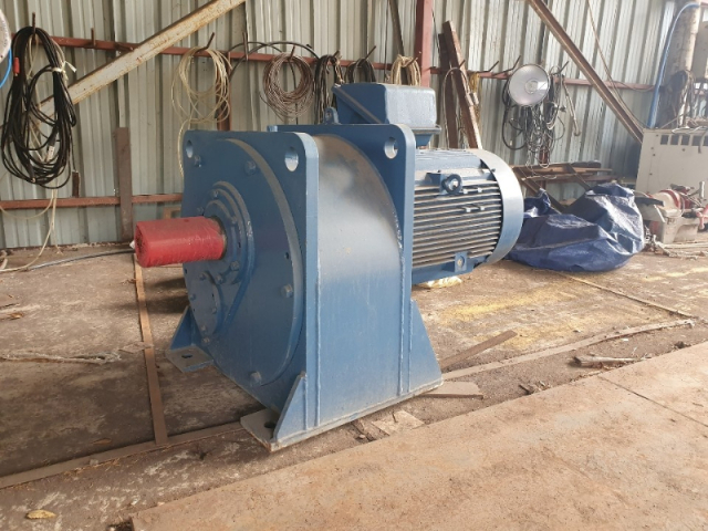 효성기어드모터 (1/25)  90KW*4P*60HZ*440V