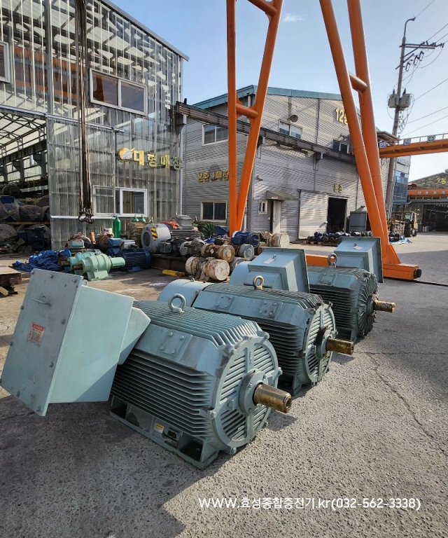 현대고압모터 300KW*6P*60HZ*3300V 제품 이미지