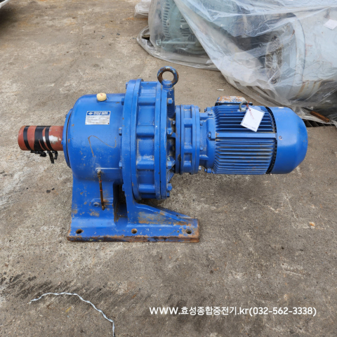 쓰미토모싸이크로감속기 20HP*4P*60HZ*440V  1/289