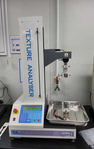 물성시험기 ,만능재료시험기,인장강도시험기기  TEXTURE ANALYSER TA PLUS 제품 이미지