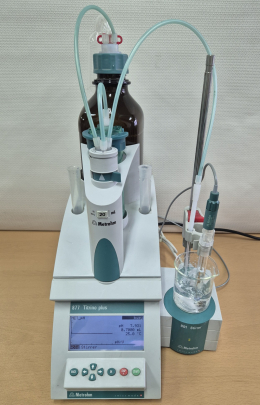 메트롬 877 Titrino plus 자동 전위차 적정기 801 Stirrer