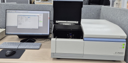 HITACHI F-7000 Fluorescence Spectrophotometer/형광분광광도계