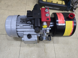 1공(1대) Hydro-Tek 하이드로텍 AC 파워팩 T41556H2