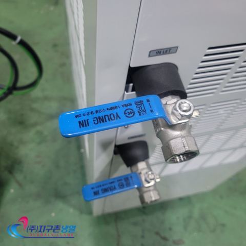 1마력 중고칠러냉각기 1HP 소형칠러냉각기 1RT 공냉식칠러냉각기 일체형칠러냉각기 (주)지구촌냉열 칠러냉각기임대렌탈 칠러냉각기 제품 이미지
