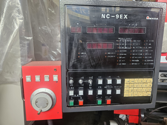 AMADA 아마다 절곡기 RG-35S ZⅡ NC9-EXⅠ 제품 이미지