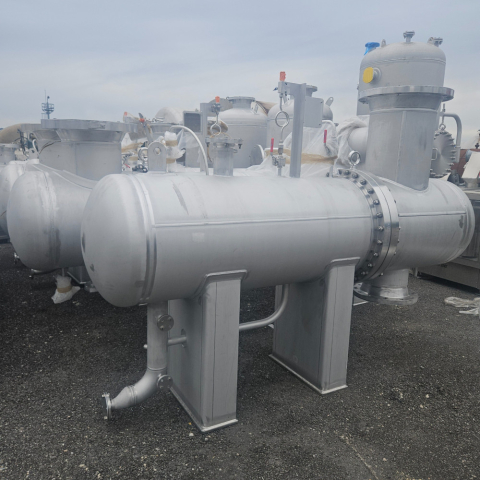 중고 쉘앤튜브 열교환기 외경 Ø700mm 길이 3400mm 제품 대표 이미지