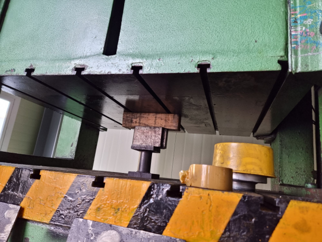 Hydraulic Press Product Image