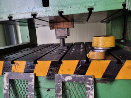Hydraulic Press Product Image 2