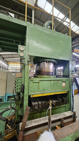 Hydraulic Press Product Image 3