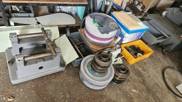 Cylindrical Grinder Product Image