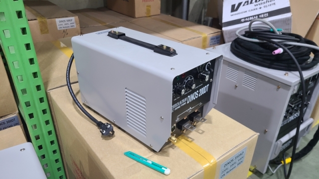 인버터 아크 용접기,INVERTER DC PUKSE TIG 제품 이미지