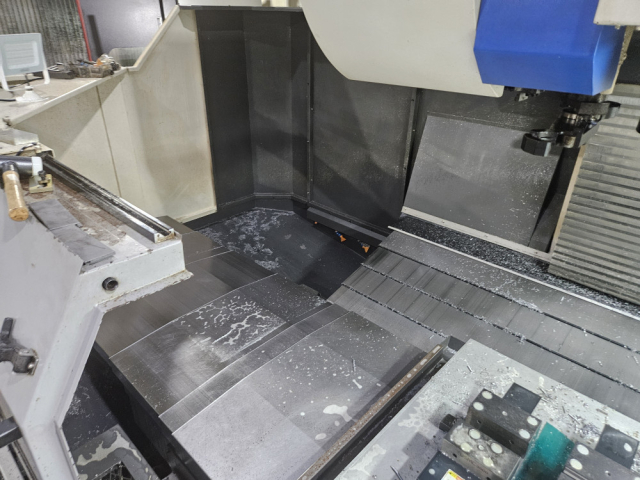 수직머시닝센터 SIRIUS-850