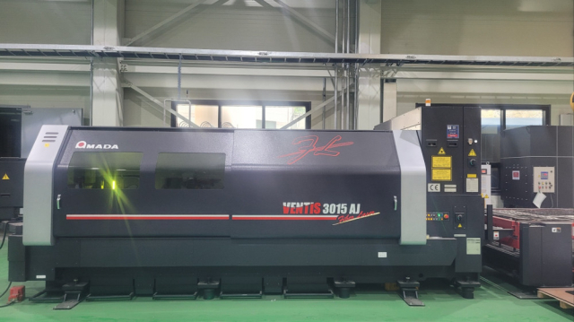 레이저절단기 VENTIS-3015AJ(4KW)