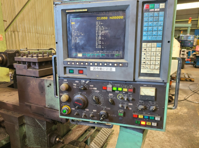 CNC선반 900ㅡ3000 F15T. 4각터렛자동. 스핀들구멍 260mm 5본연동척2개 제품 이미지