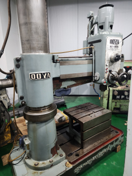 드릴링머신 레디얼 규격:1000  제조사:오야