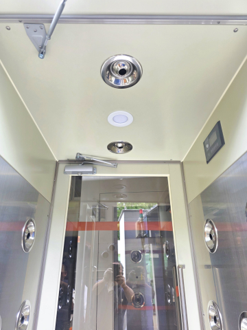 Used Air Shower Booth 국산 매우양호한상태 중고 소형 에어샤워부스 클린룸 출입 관리 장비 제품 이미지