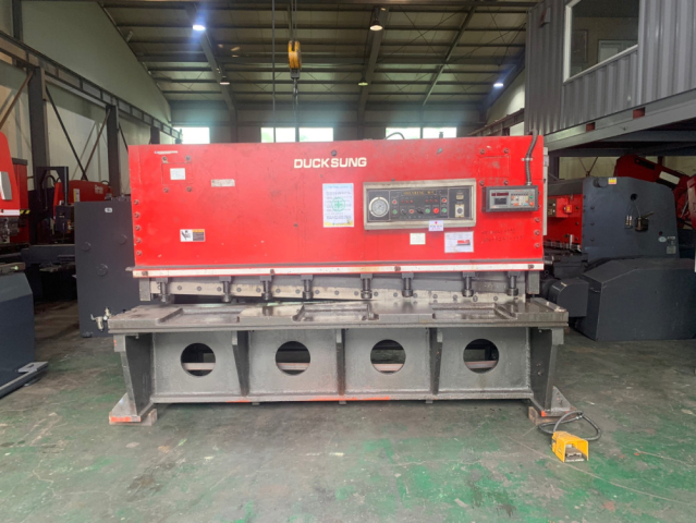 덕성절곡기 6tx-2500L 제품 이미지