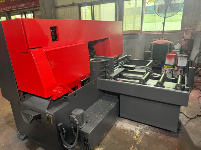 아마다 밴드쏘 HFA-400CNC 제품 이미지