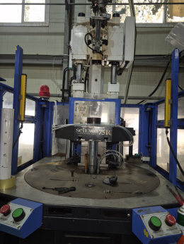Wonil Vertical Molding Machine 75-ton Rotary Product Image 4