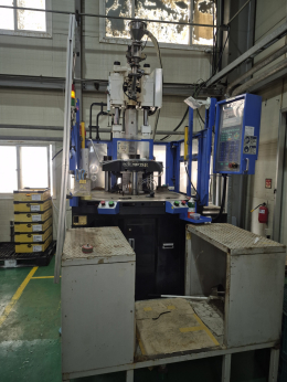 Wonil Vertical Molding Machine 75-ton Rotary Product Image 5