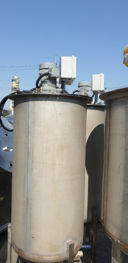 400-litre stirring tank