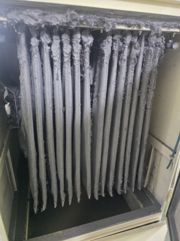 Dust collector (bag type, indoor use, 25 m³/min, 200 mmAq) 2HP 제품 이미지