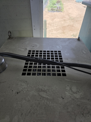 Dust collector (bag type, indoor use, 25 m³/min, 200 mmAq) 2HP 제품 이미지